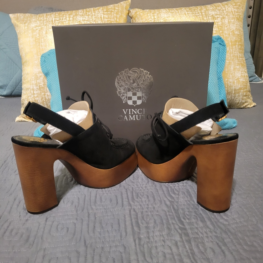 Vince Camuto Black and Tan Platform Heels - Picture 5 of 7